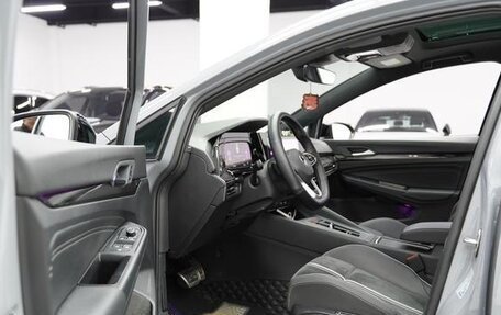 Volkswagen Golf VIII, 2023 год, 1 500 000 рублей, 6 фотография