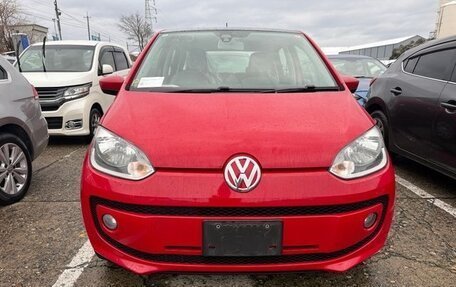 Volkswagen up! I рестайлинг, 2013 год, 639 372 рублей, 3 фотография