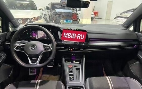 Volkswagen Golf VIII, 2023 год, 1 500 000 рублей, 7 фотография