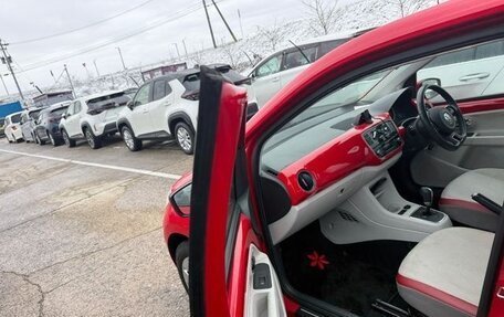 Volkswagen up! I рестайлинг, 2013 год, 639 372 рублей, 10 фотография