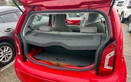 Volkswagen up! I рестайлинг, 2013 год, 639 372 рублей, 22 фотография