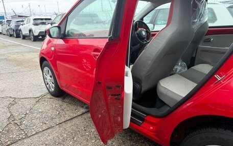 Volkswagen up! I рестайлинг, 2013 год, 639 372 рублей, 32 фотография