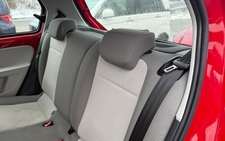 Volkswagen up! I рестайлинг, 2013 год, 639 372 рублей, 29 фотография