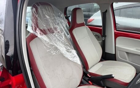 Volkswagen up! I рестайлинг, 2013 год, 639 372 рублей, 30 фотография