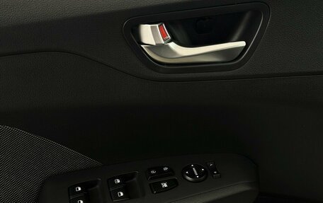 Hyundai Solaris II рестайлинг, 2017 год, 1 175 000 рублей, 9 фотография