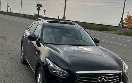 Infiniti QX70, 2016 год, 2 600 000 рублей, 5 фотография