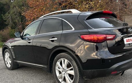 Infiniti QX70, 2016 год, 2 600 000 рублей, 8 фотография