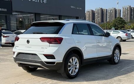 Volkswagen T-Roc I, 2022 год, 1 490 277 рублей, 5 фотография