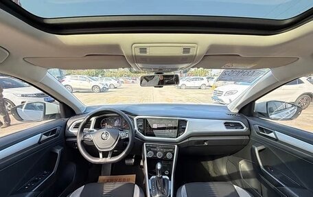 Volkswagen T-Roc I, 2022 год, 1 490 277 рублей, 6 фотография