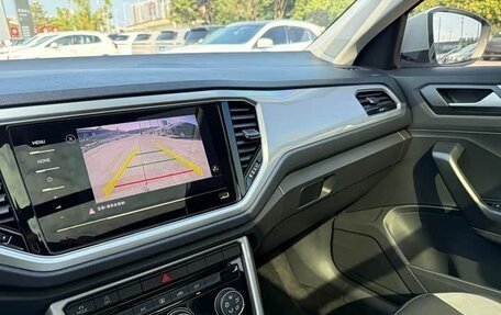 Volkswagen T-Roc I, 2022 год, 1 490 277 рублей, 12 фотография