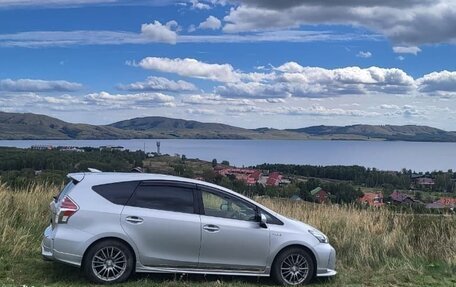 Toyota Prius Alpha I (ZVW40/41), 2018 год, 1 750 000 рублей, 5 фотография