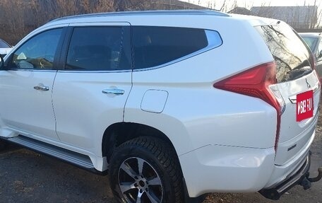 Mitsubishi Pajero Sport III рестайлинг, 2019 год, 3 800 000 рублей, 5 фотография