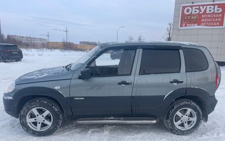 Chevrolet Niva I рестайлинг, 2013 год, 495 000 рублей, 1 фотография
