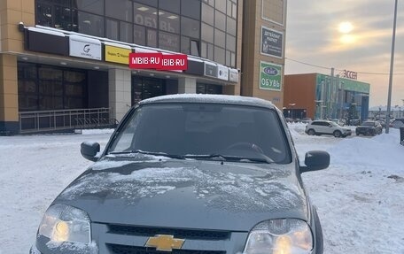 Chevrolet Niva I рестайлинг, 2013 год, 495 000 рублей, 2 фотография