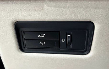 Land Rover Range Rover IV рестайлинг, 2014 год, 4 300 000 рублей, 30 фотография