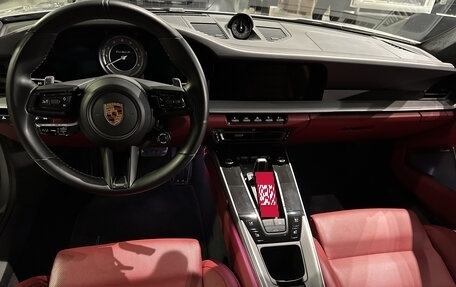 Porsche 911, 2020 год, 21 990 000 рублей, 17 фотография