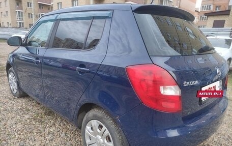 Skoda Fabia II, 2013 год, 700 000 рублей, 3 фотография