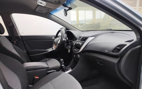 Hyundai Solaris II рестайлинг, 2011 год, 599 000 рублей, 13 фотография