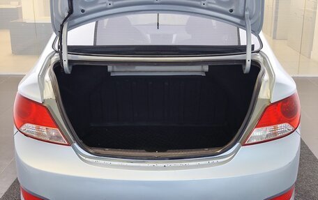 Hyundai Solaris II рестайлинг, 2011 год, 599 000 рублей, 12 фотография