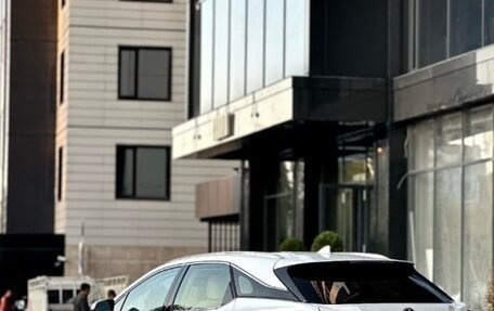 Lexus RX IV рестайлинг, 2022 год, 4 999 999 рублей, 3 фотография