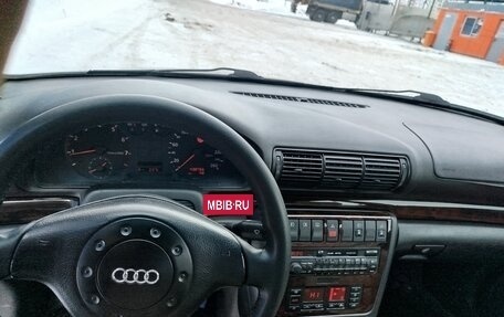Audi A4, 1996 год, 245 000 рублей, 9 фотография