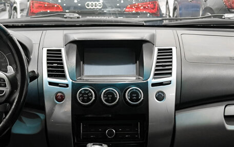 Mitsubishi Pajero Sport II рестайлинг, 2012 год, 1 550 000 рублей, 18 фотография