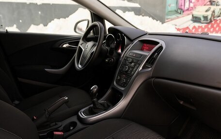 Opel Astra J, 2013 год, 765 000 рублей, 6 фотография