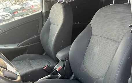 Hyundai Solaris II рестайлинг, 2015 год, 1 048 000 рублей, 17 фотография