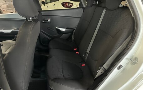 KIA Rio III рестайлинг, 2013 год, 800 000 рублей, 13 фотография