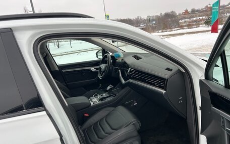 Volkswagen Touareg III, 2022 год, 9 500 000 рублей, 7 фотография