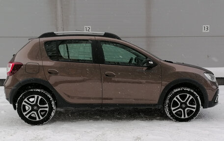 Renault Sandero II рестайлинг, 2022 год, 1 249 000 рублей, 4 фотография