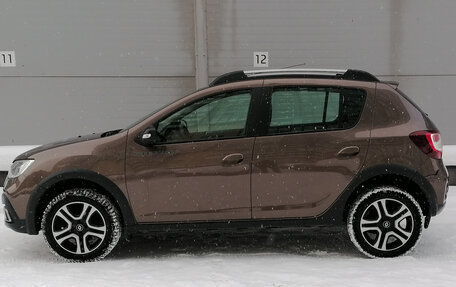 Renault Sandero II рестайлинг, 2022 год, 1 249 000 рублей, 8 фотография