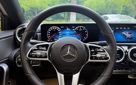 Mercedes-Benz A-Класс, 2022 год, 1 643 000 рублей, 10 фотография