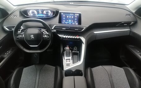 Peugeot 5008 II, 2018 год, 2 599 000 рублей, 13 фотография