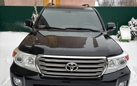 Toyota Land Cruiser 200, 2013 год, 3 150 000 рублей, 1 фотография
