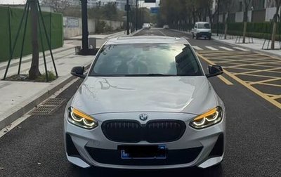 BMW 1 серия, 2022 год, 1 700 000 рублей, 1 фотография