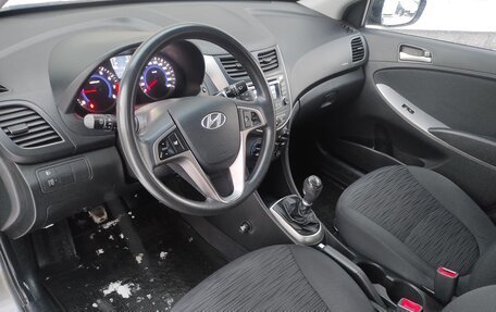 Hyundai Solaris II рестайлинг, 2014 год, 819 000 рублей, 9 фотография