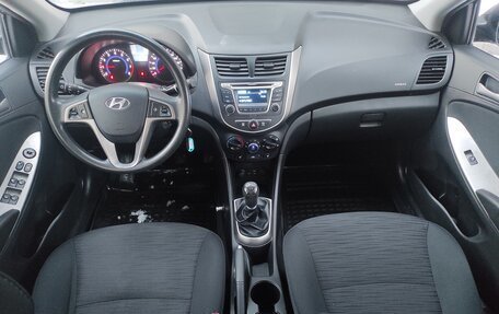 Hyundai Solaris II рестайлинг, 2014 год, 819 000 рублей, 13 фотография