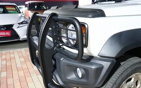 Suzuki Jimny, 2023 год, 1 969 000 рублей, 11 фотография