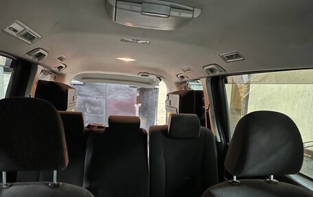 Toyota Noah III, 2011 год, 1 100 000 рублей, 11 фотография