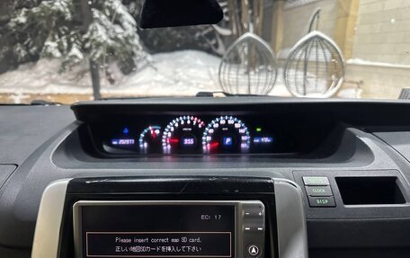 Toyota Noah III, 2011 год, 1 100 000 рублей, 13 фотография