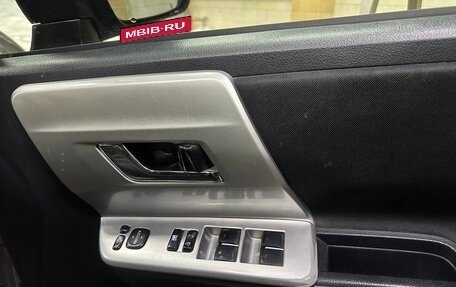 Toyota Noah III, 2011 год, 1 100 000 рублей, 15 фотография