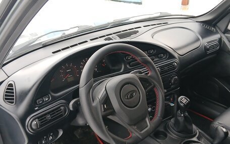 Chevrolet Niva I рестайлинг, 2011 год, 650 000 рублей, 14 фотография