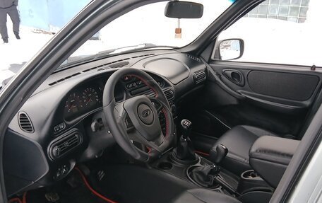 Chevrolet Niva I рестайлинг, 2011 год, 650 000 рублей, 16 фотография