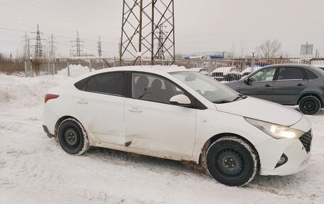 Hyundai Solaris II рестайлинг, 2020 год, 880 000 рублей, 2 фотография