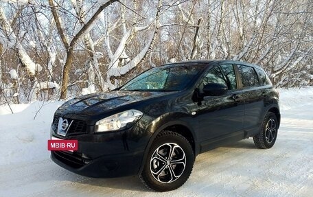 Nissan Qashqai, 2010 год, 757 000 рублей, 2 фотография
