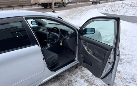 Toyota Corolla, 2005 год, 650 000 рублей, 4 фотография