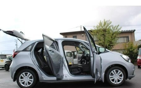 Honda Fit, 2022 год, 960 000 рублей, 7 фотография