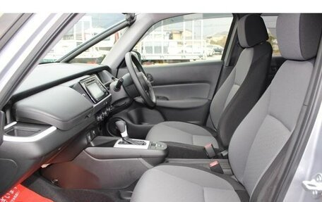 Honda Fit, 2022 год, 960 000 рублей, 16 фотография