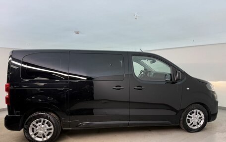 Opel Zafira Life I, 2021 год, 3 190 000 рублей, 6 фотография